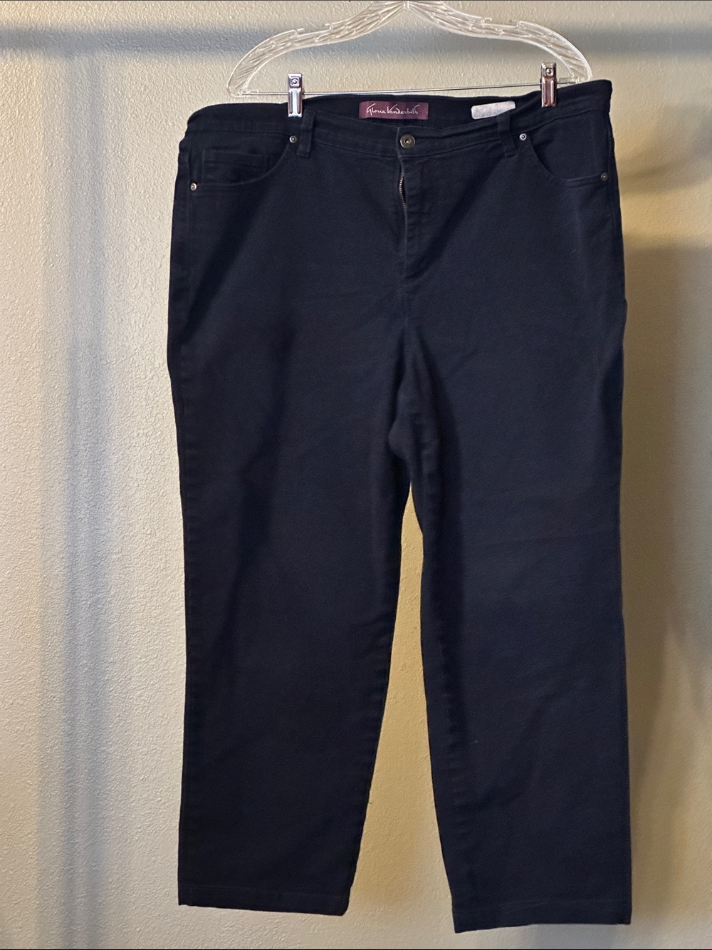 Gloria Vanderbilt Black Straight-Leg Jeans